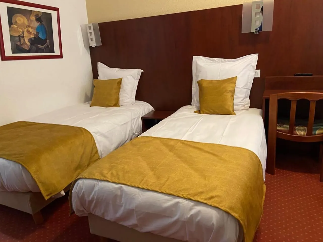 Hotel De Lisieux لورد