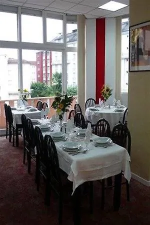 Hotel De Lisieux Lourdes 3*,  França